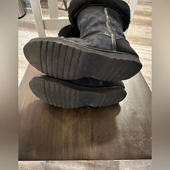 Authentic Coach Nikole A7266 Fur Boots Black size 7 B - Picture 6 of 7